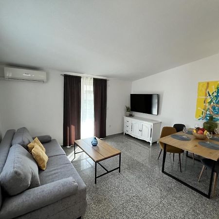 Apartment Lorun 47 Tar-Vabriga Eksteriør billede