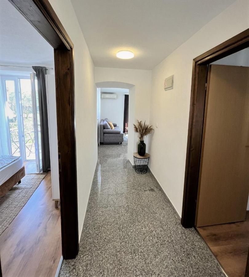 Apartment Lorun 47 Tar-Vabriga Eksteriør billede